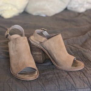 Steve Madden block heel sandals